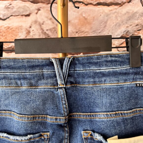 Risen - High Rise Double Button Ankle Distressed Jeans - Medium Wash - 1x - NWT - Picture 6 of 11